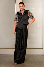 Load image into Gallery viewer, Black Top With Sequins Sleeves Imported Fabric